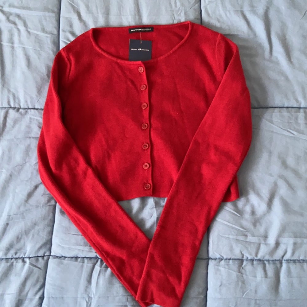 Brandy Melville Red Athelia Sweater Cardigan - Picture 4 of 5